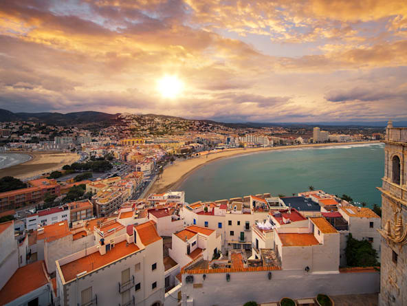 Star Collector: Embrace of the Mediterranean in Fall   